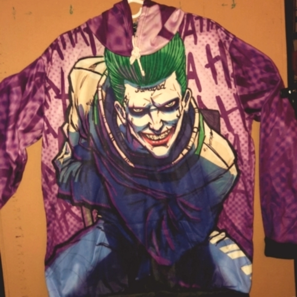 JOKER size XL in US sizing Full graphic front÷back awesome hoodie! NWT graffiti